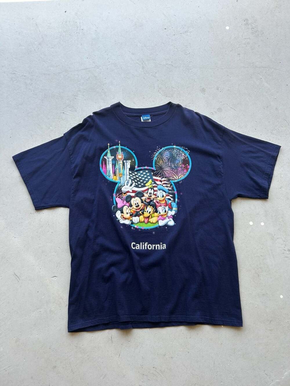 Disney California Mickey & Friends Fireworks Graphic T-Shirt Size XL